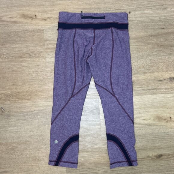 Lululemon Woman’s 6 Purple Run Inspire Crop II Leggings Zipper Pocket Adjust - Picture 3 of 6